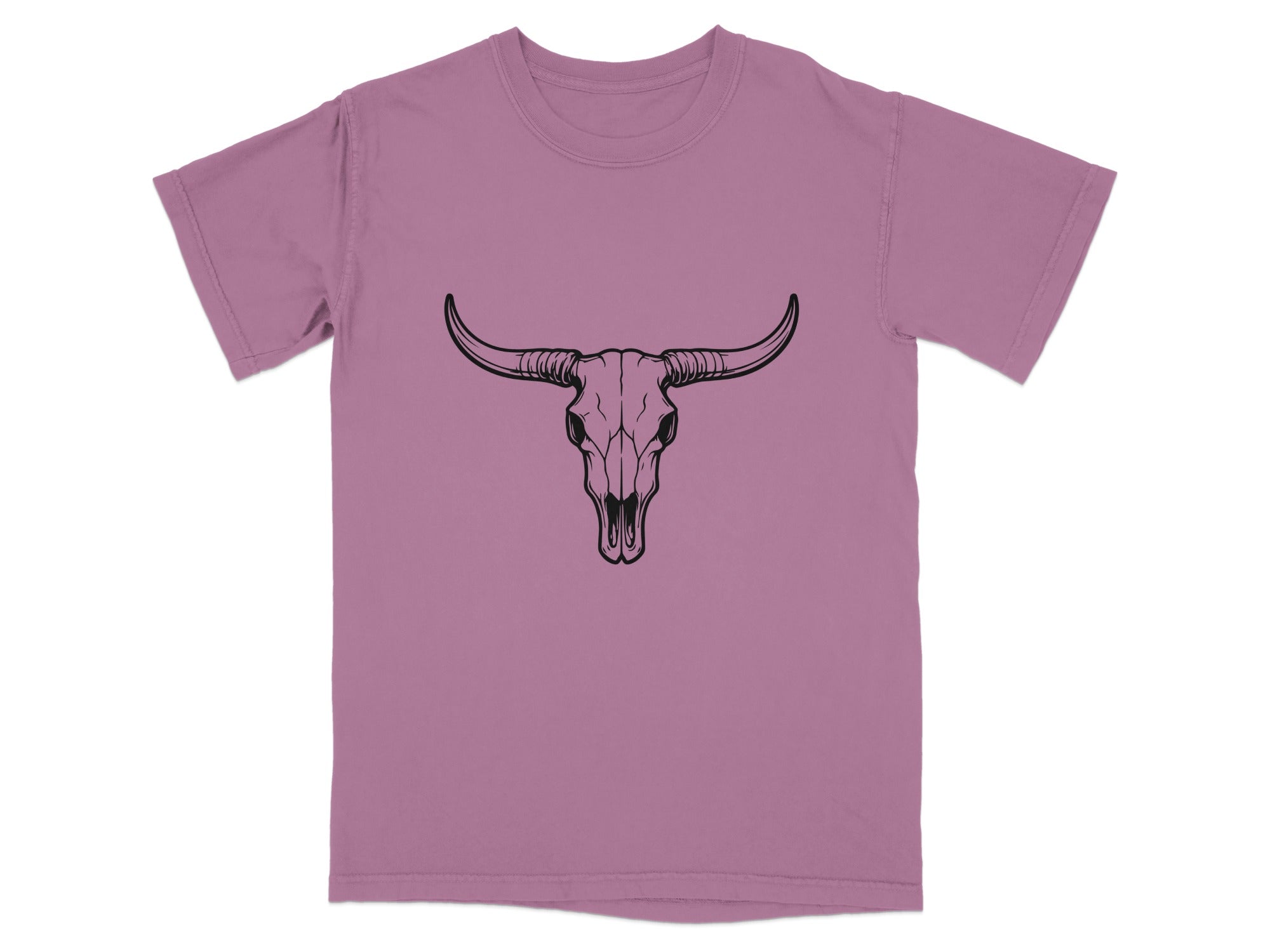 T-shirt with a black outline of a bull skull with long, curved horns.